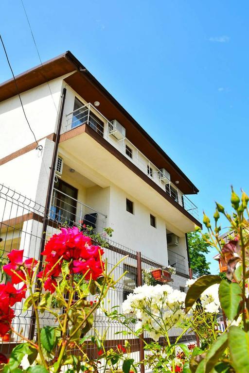 Casa Kmy Hotell Tuzla Exteriör bild