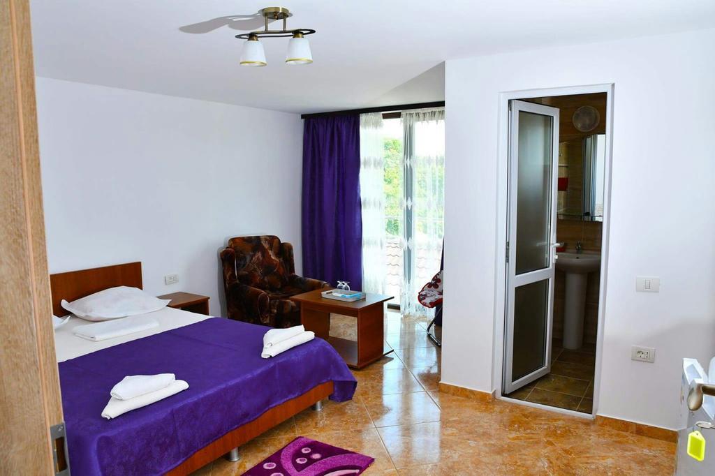 Casa Kmy Hotell Tuzla Exteriör bild