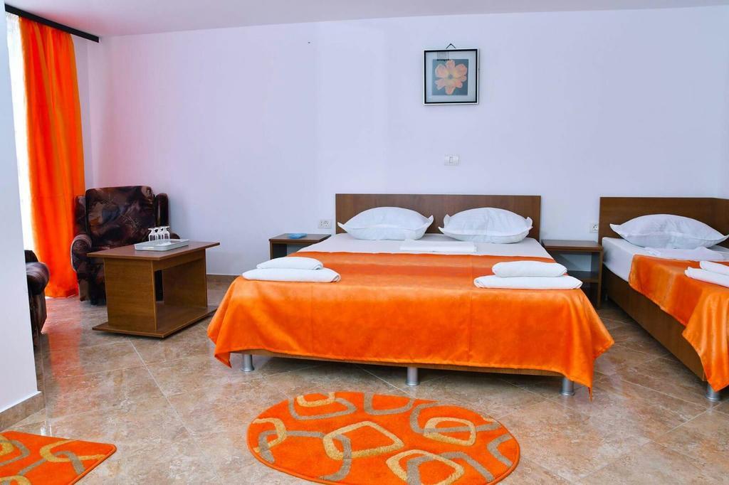 Casa Kmy Hotell Tuzla Exteriör bild